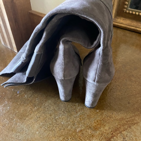 Halogen Boots - Picture 6 of 7